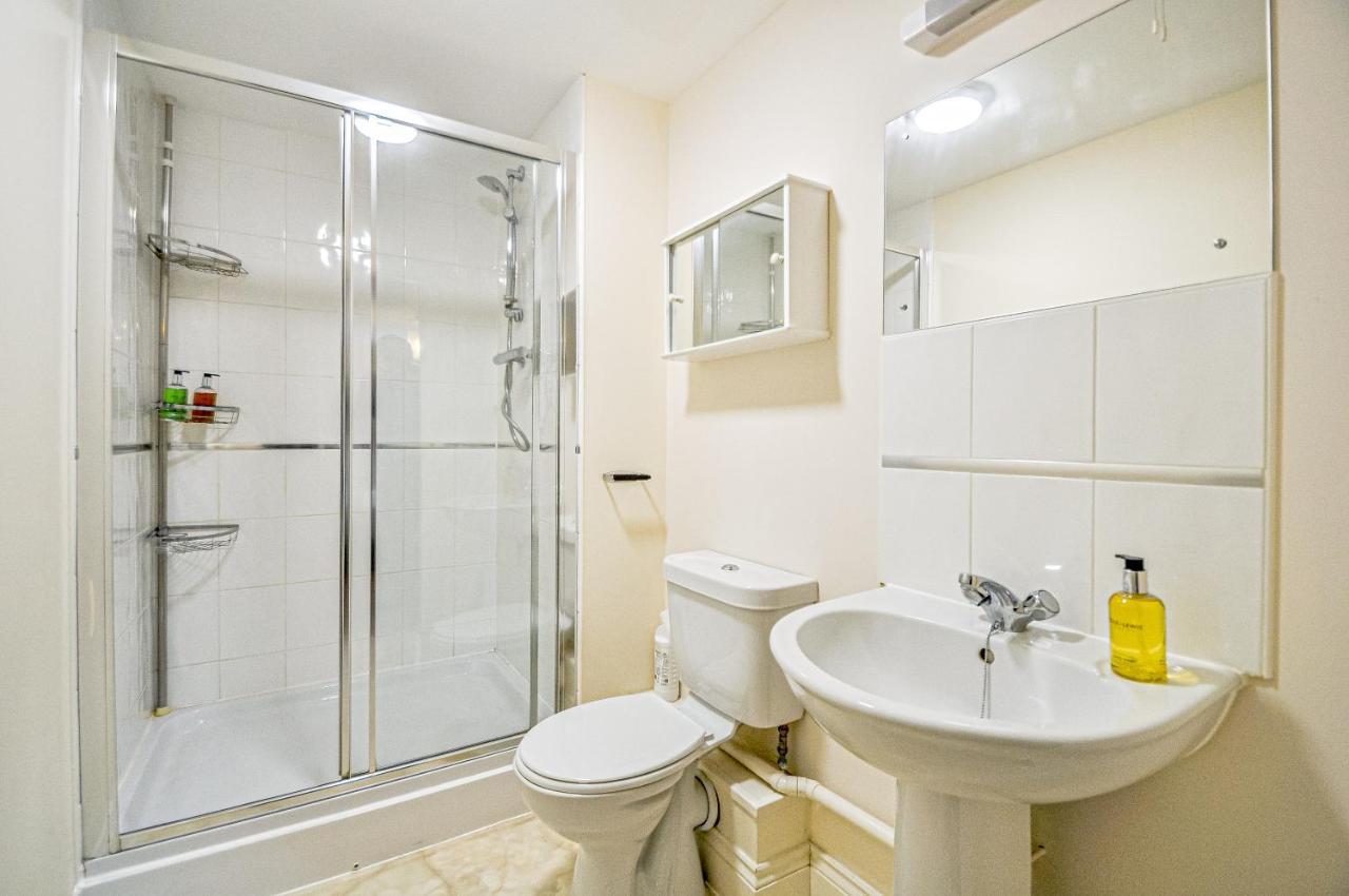 Kings Quarter - Four Bed Apartment - #0202 Maidenhead Exteriér fotografie
