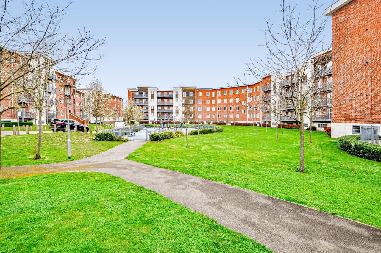 Kings Quarter - Four Bed Apartment - #0202 Maidenhead Exteriér fotografie